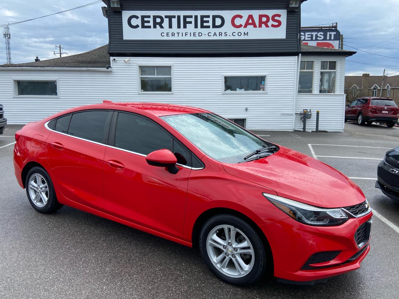 2018 Chevrolet Cruze LT ** HTD SEATS, CARPLAY, BACK CAM **