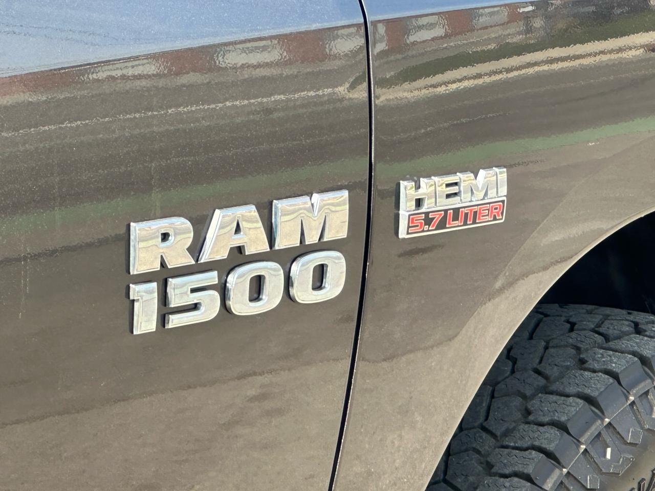 2017 RAM 1500 ST - Photo #17