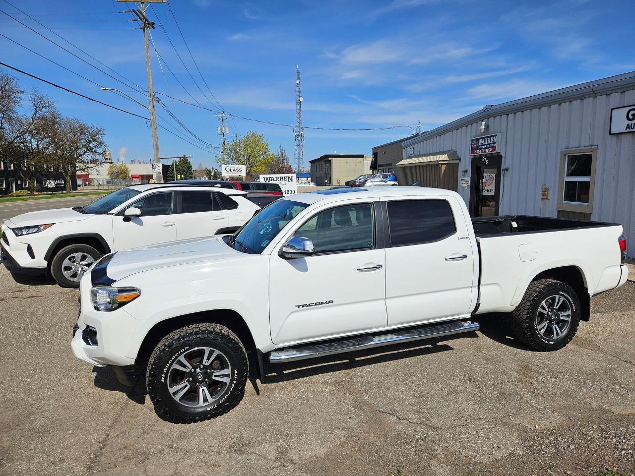 2016 Toyota Tacoma LIMITED - Photo #3