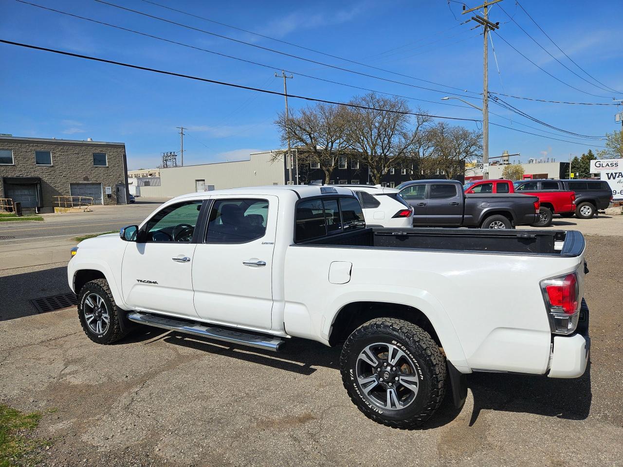 2016 Toyota Tacoma LIMITED - Photo #5