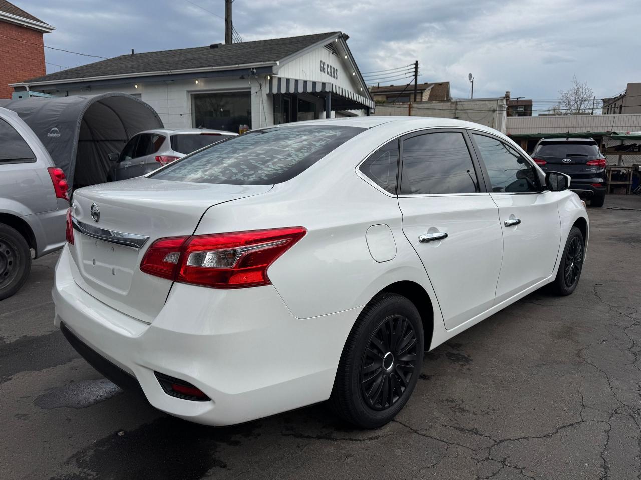 2016 Nissan Sentra S | No Accidents | Certified - Photo #5