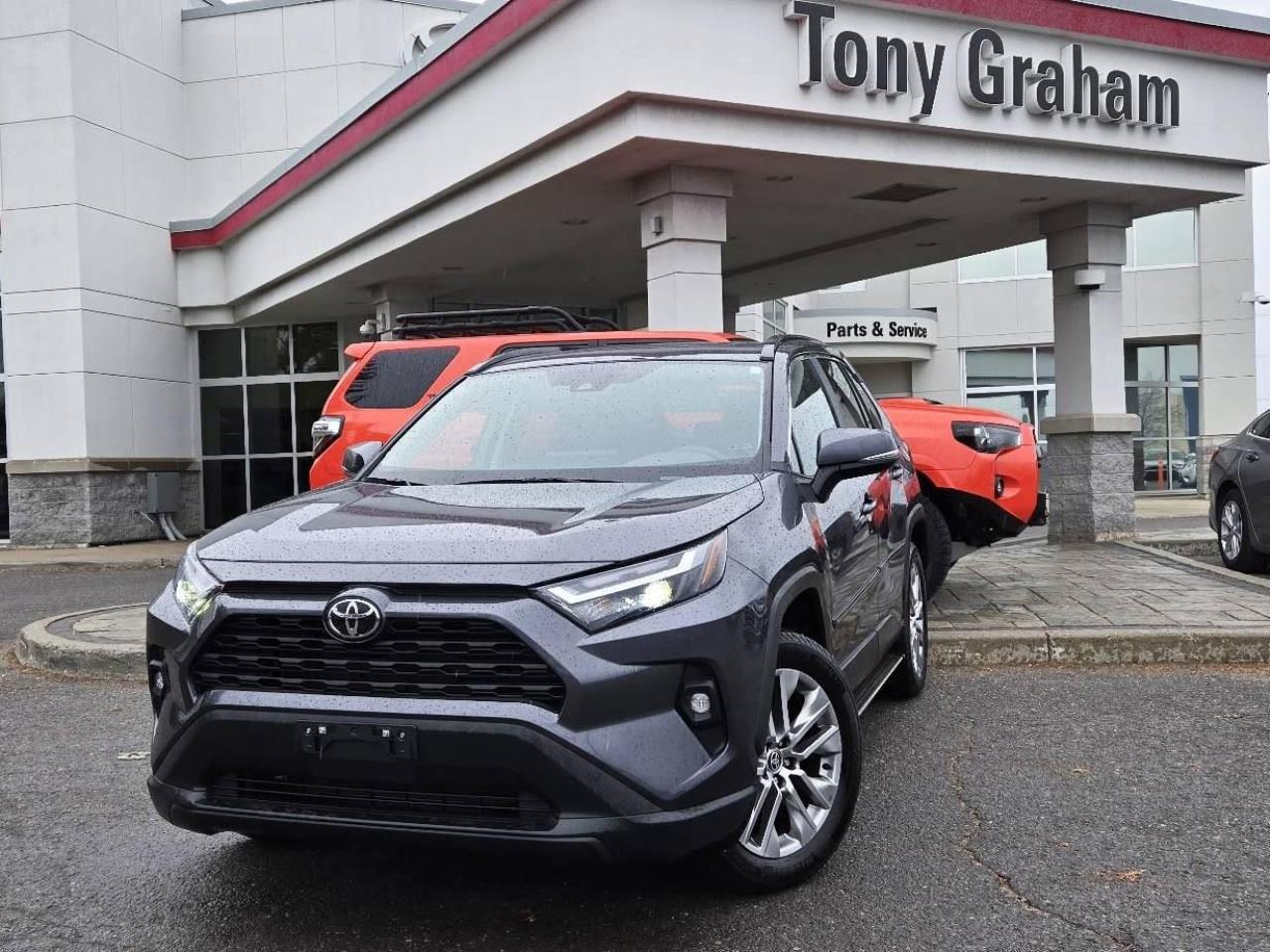 Used 2023 Toyota RAV4 XLE for sale in Ottawa, ON