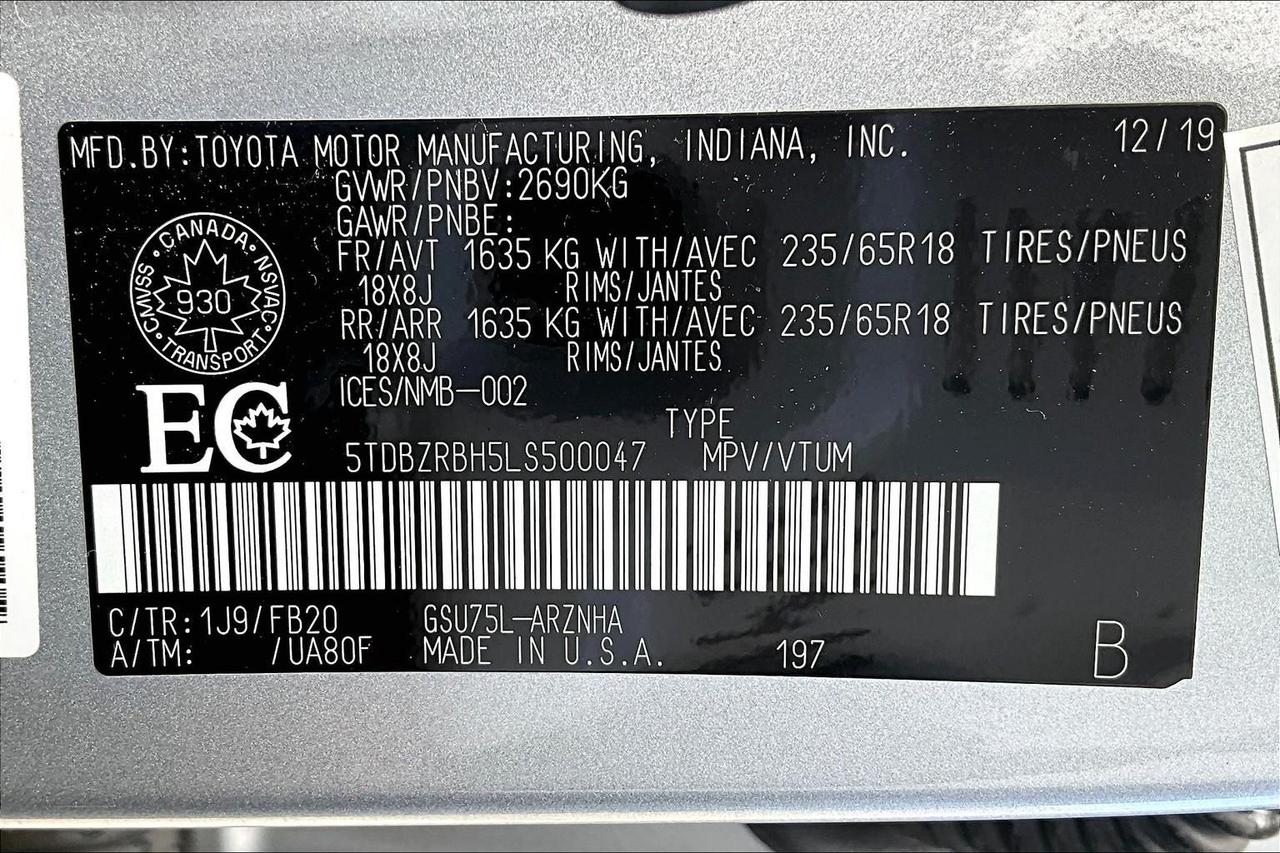 2020 Toyota Highlander LE Photo