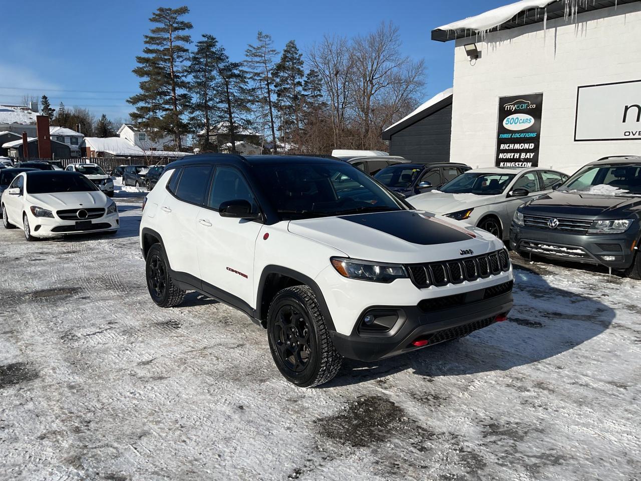 Used 2023 Jeep Compass Trailhawk 2L TRAILHAWK 4x4!!!!!  SUNROOF. HEATED SEATS. NAV. BACKUP CAM. A/C. CRUISE. PWR GROUP. KEYLESS ENTRY for sale in Kingston, ON