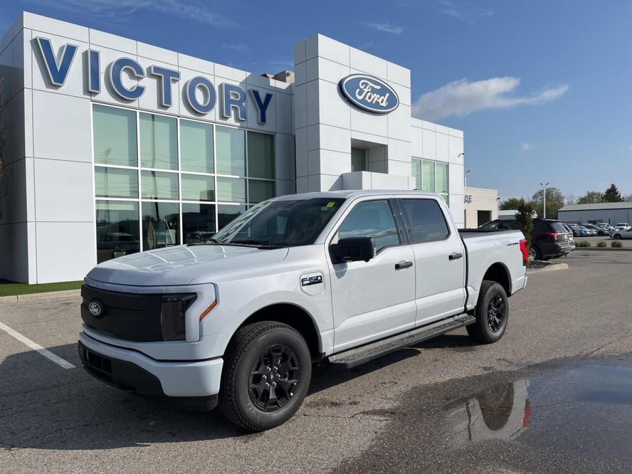 New 2025 Ford F-150 Lightning XLT for sale in Chatham, ON