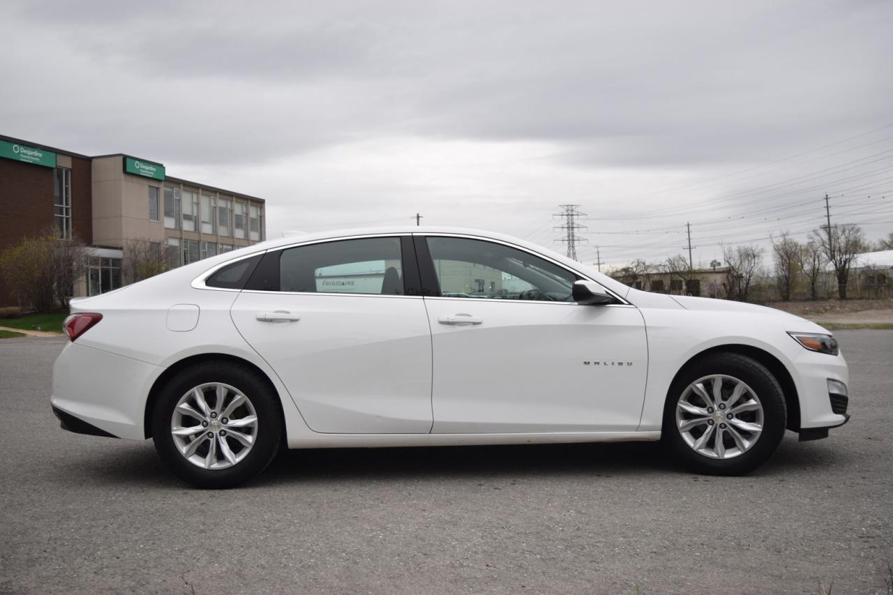 2022 Chevrolet Malibu LT - Photo #4