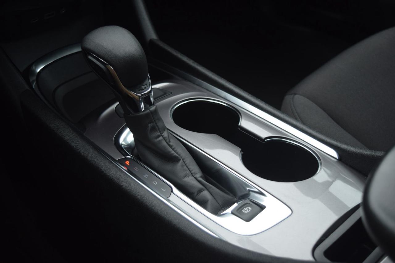2022 Chevrolet Malibu LT - Photo #15