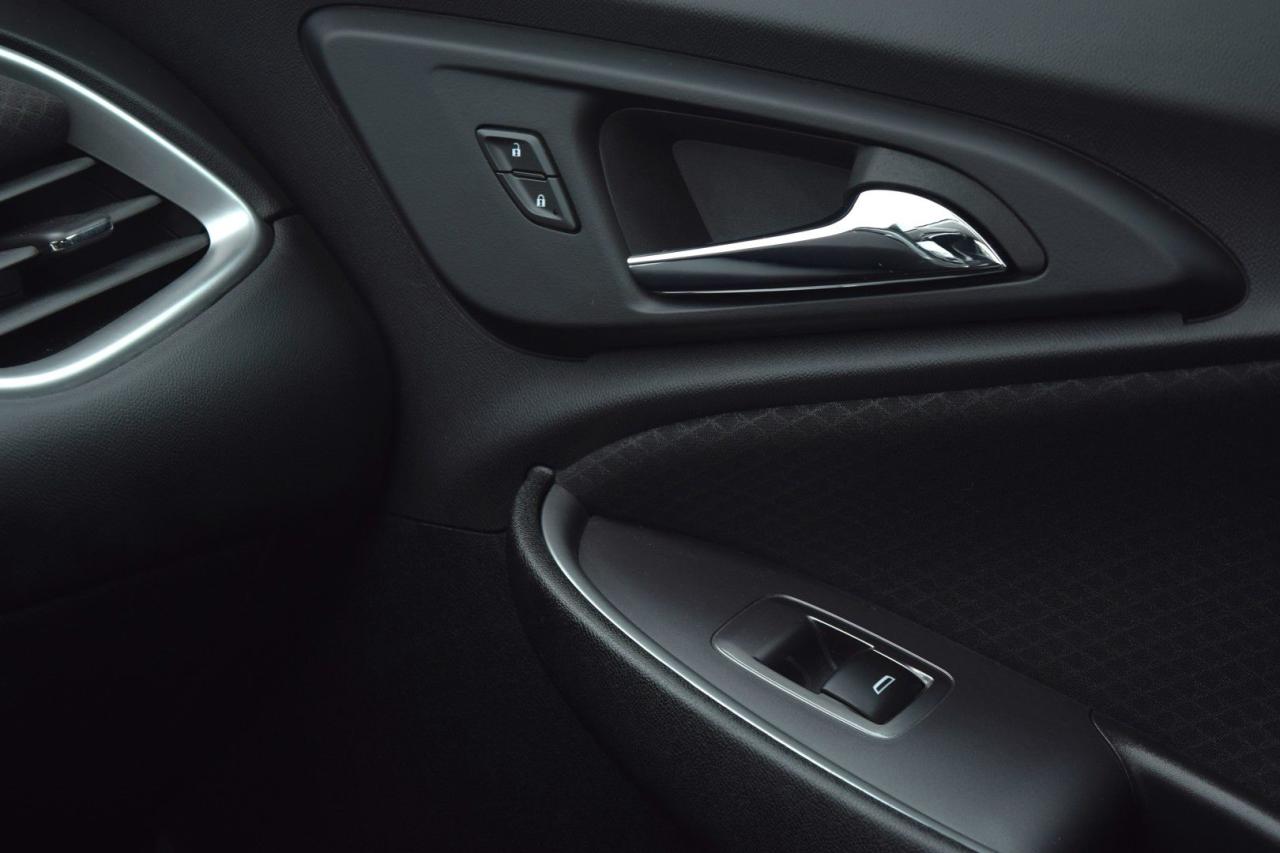 2022 Chevrolet Malibu LT - Photo #17