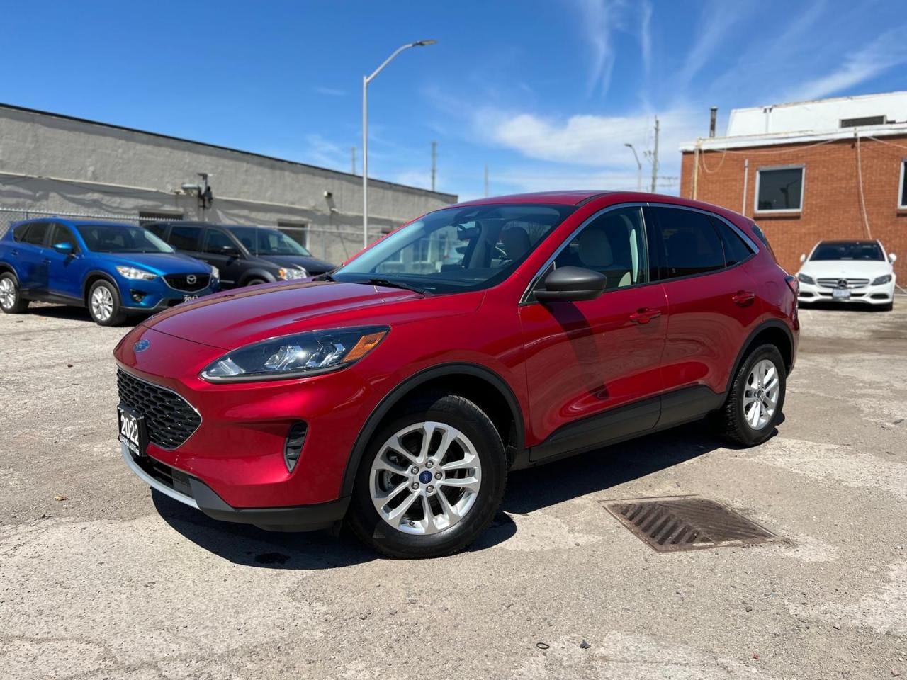 2022 Ford Escape NO ACCIDENT HYBRID AWD NAVIGATION BLIND SPOT - Photo #2