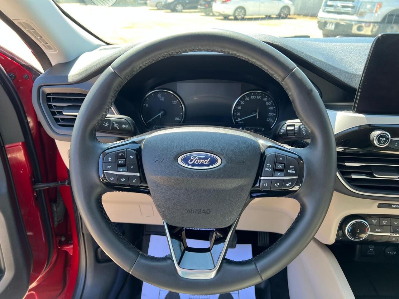 2022 Ford Escape NO ACCIDENT HYBRID AWD NAVIGATION BLIND SPOT - Photo #18