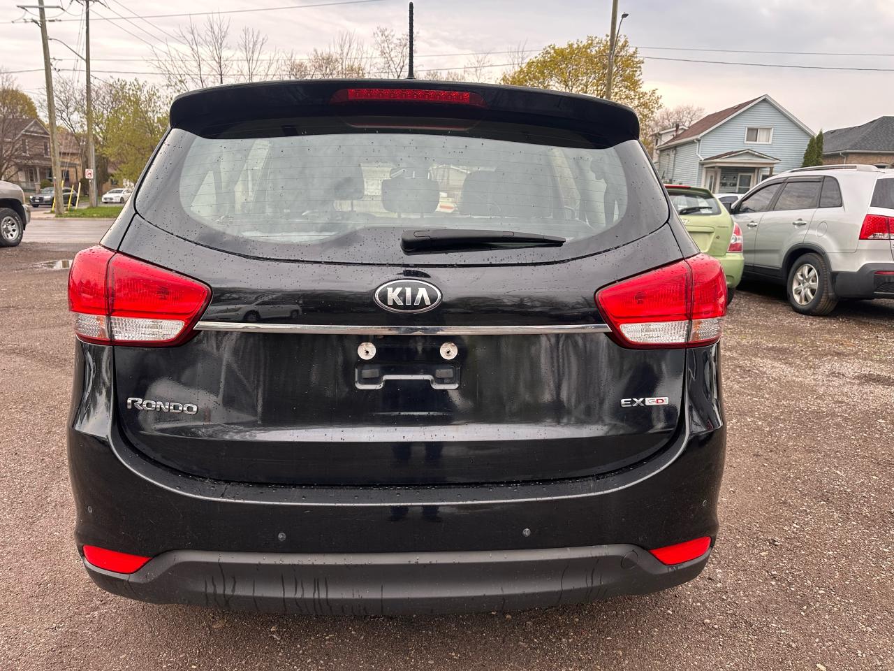 2016 Kia Rondo EX w/3rd Row - Photo #3