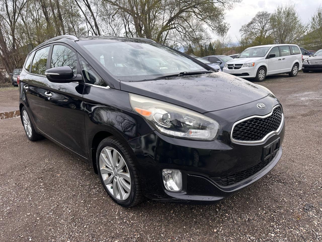 2016 Kia Rondo EX w/3rd Row - Photo #5
