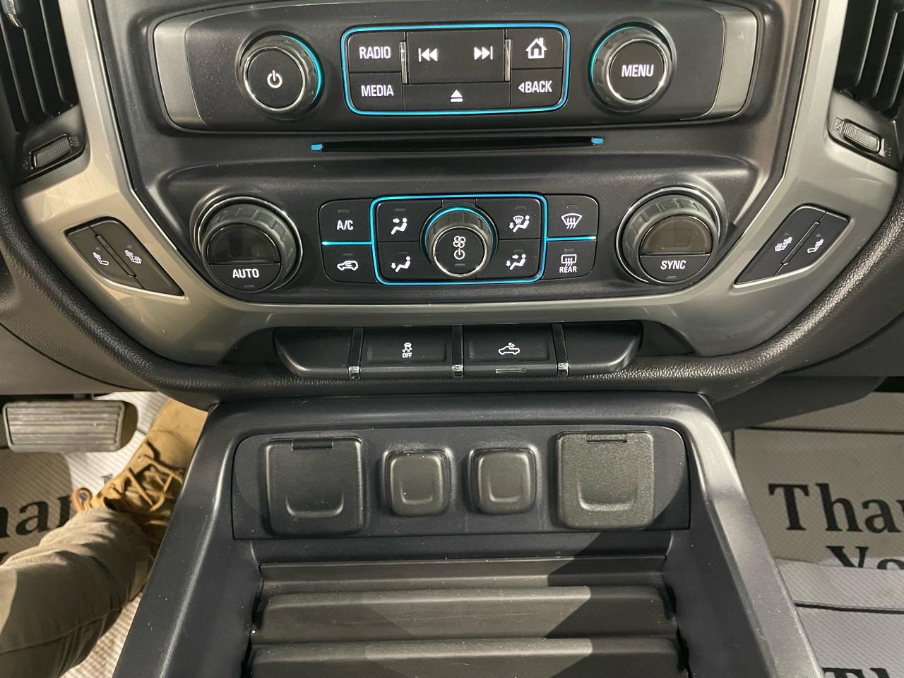 2015 Chevrolet Silverado 1500 LT Photo6