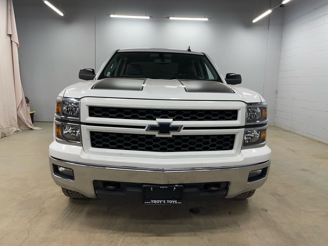 2015 Chevrolet Silverado 1500 LT Photo3