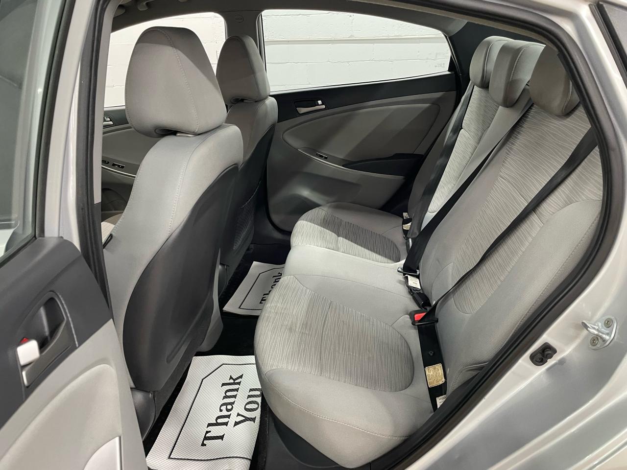 2016 Hyundai Accent GL Photo36