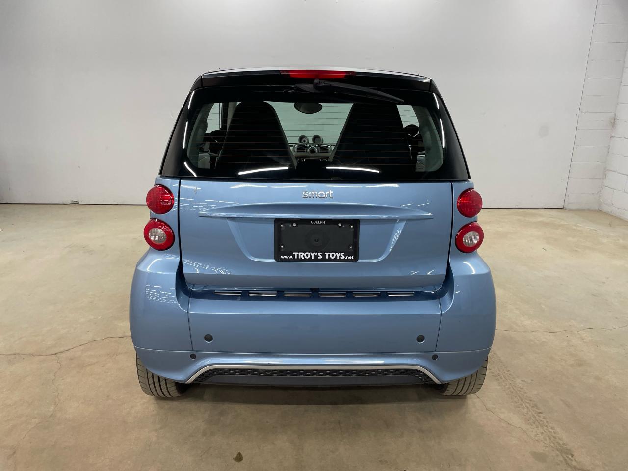 2013 Smart fortwo PASSION Photo25