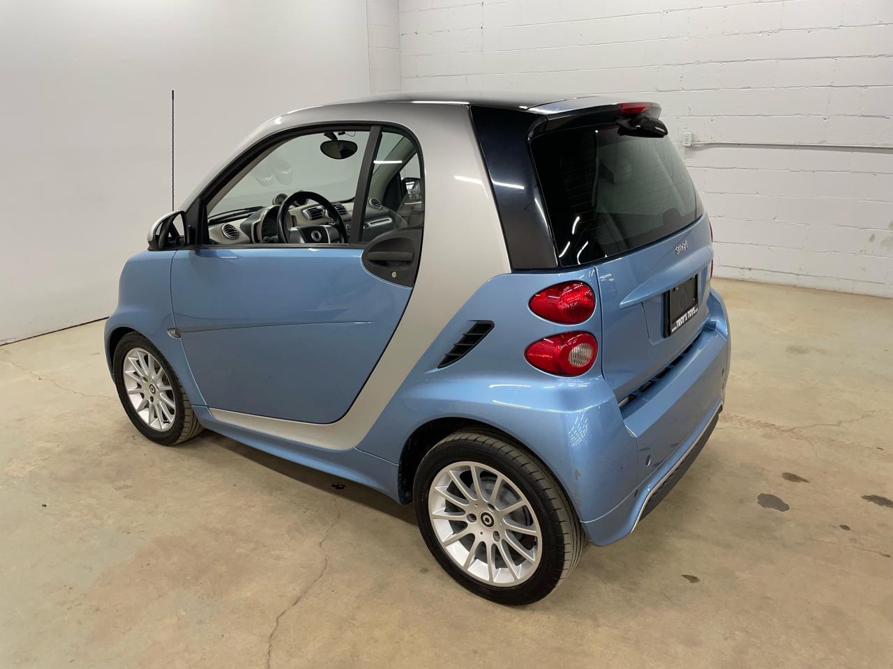 2013 Smart fortwo PASSION Photo9