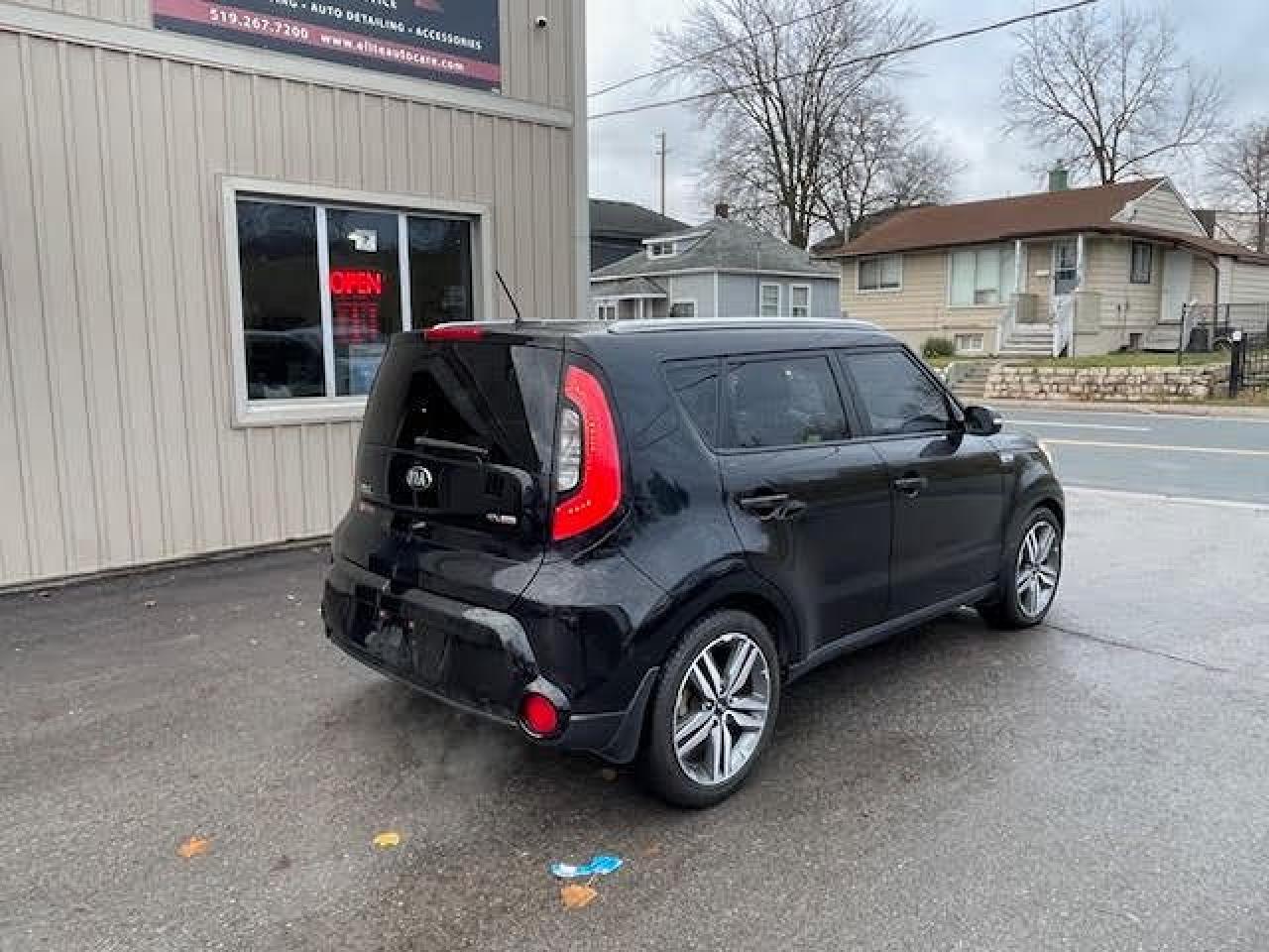 2016 Kia Soul EX - Photo #5