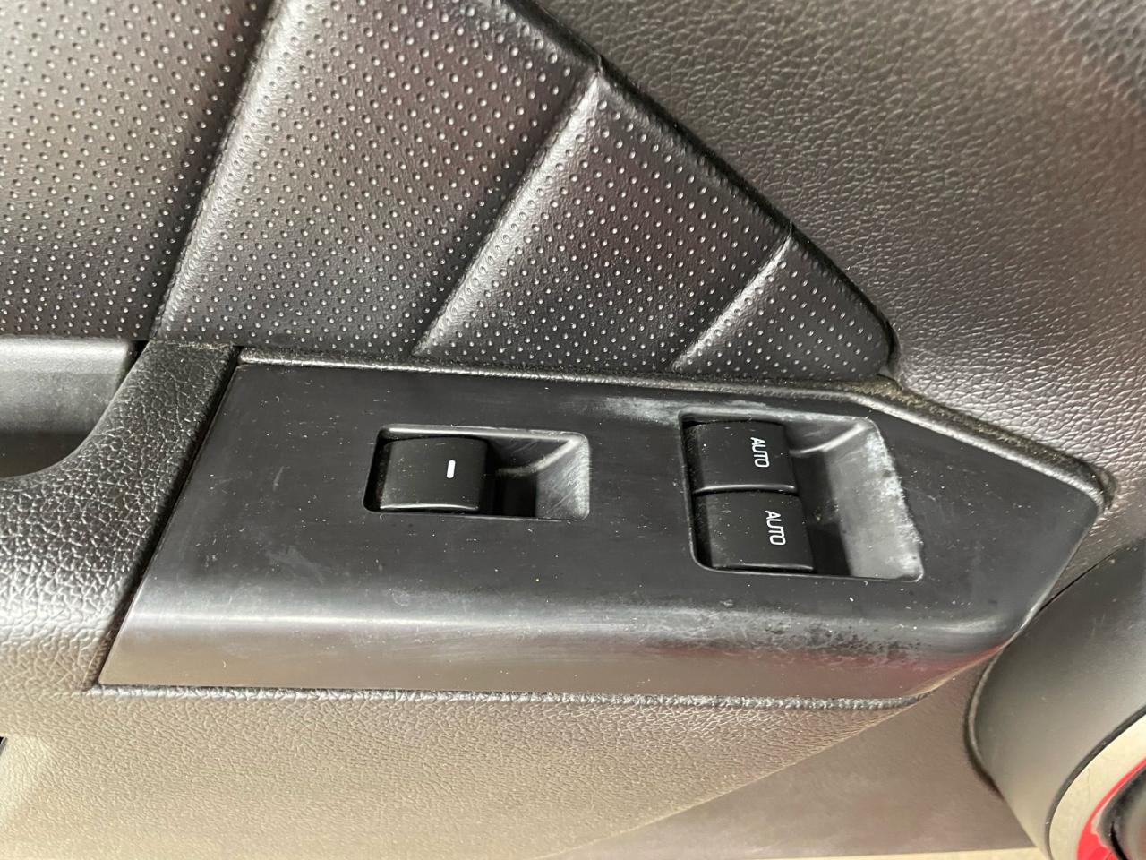 2013 Ford Mustang V6 Premium