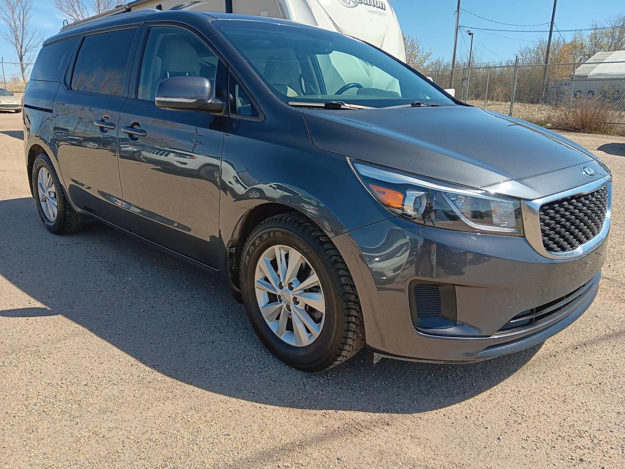 Used 2018 Kia Sedona LX for sale in Edmonton, AB