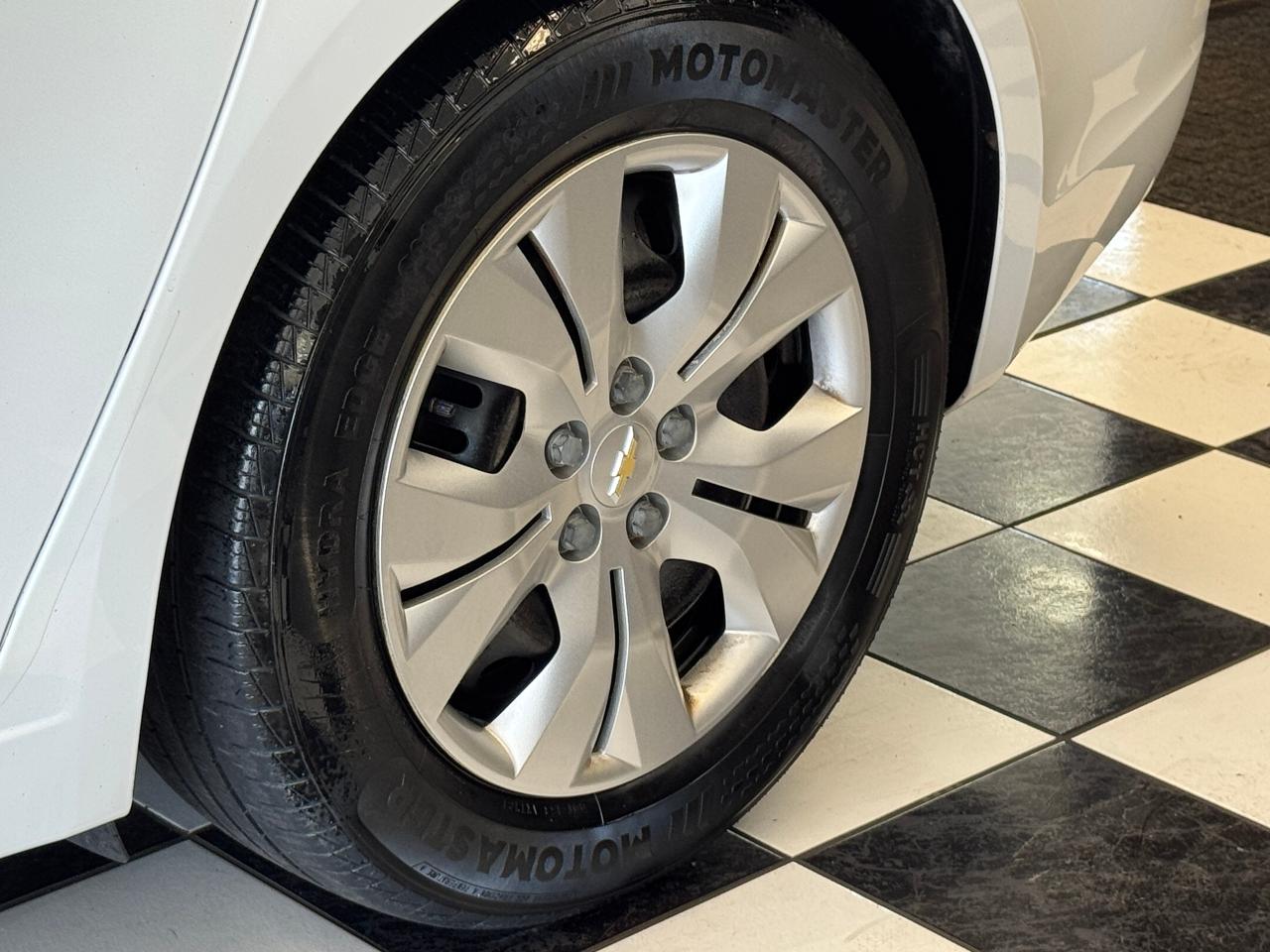 2016 Chevrolet Cruze LT+Camera+Remote Start+A/C+CLEAN CARFAX - Photo #49