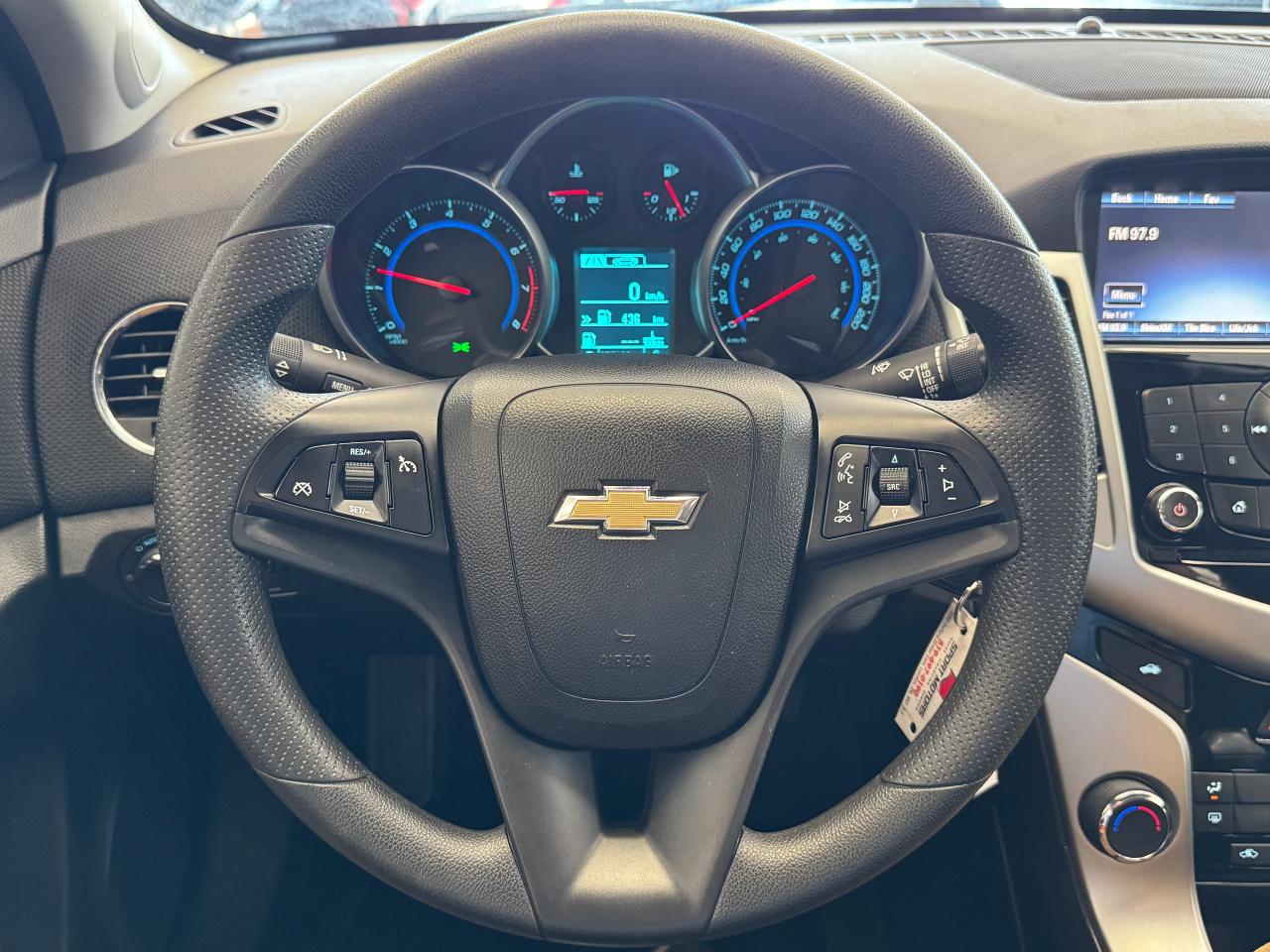 2016 Chevrolet Cruze LT+Camera+Remote Start+A/C+CLEAN CARFAX Photo11