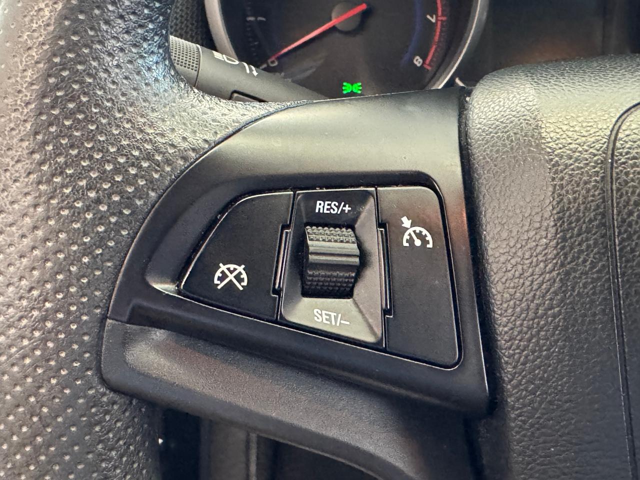 2016 Chevrolet Cruze LT+Camera+Remote Start+A/C+CLEAN CARFAX - Photo #40