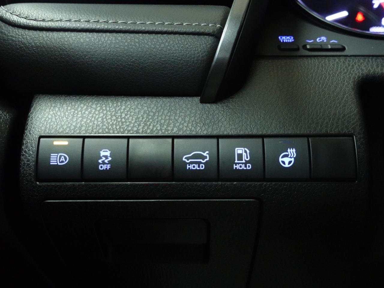 2023 Toyota Camry SE | Leather | LaneDep | Heated Seats | CarPlay