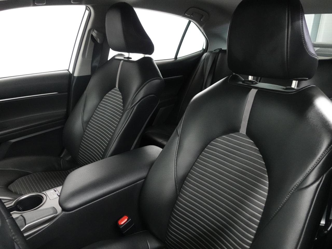 2023 Toyota Camry SE | Leather | LaneDep | Heated Seats | CarPlay