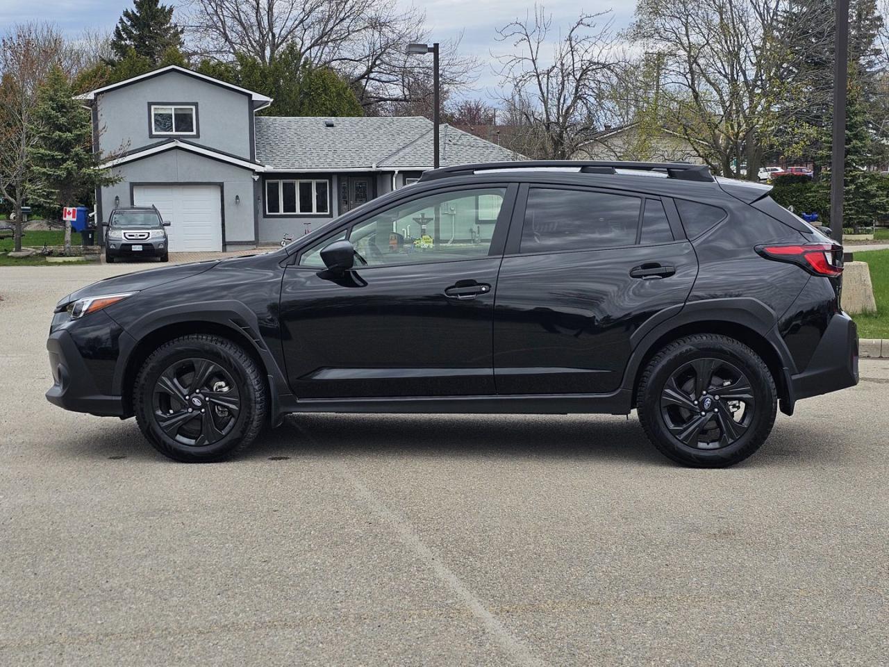 2024 Subaru XV Crosstrek Convenience AWD, Snow and all season tires included - Photo #8