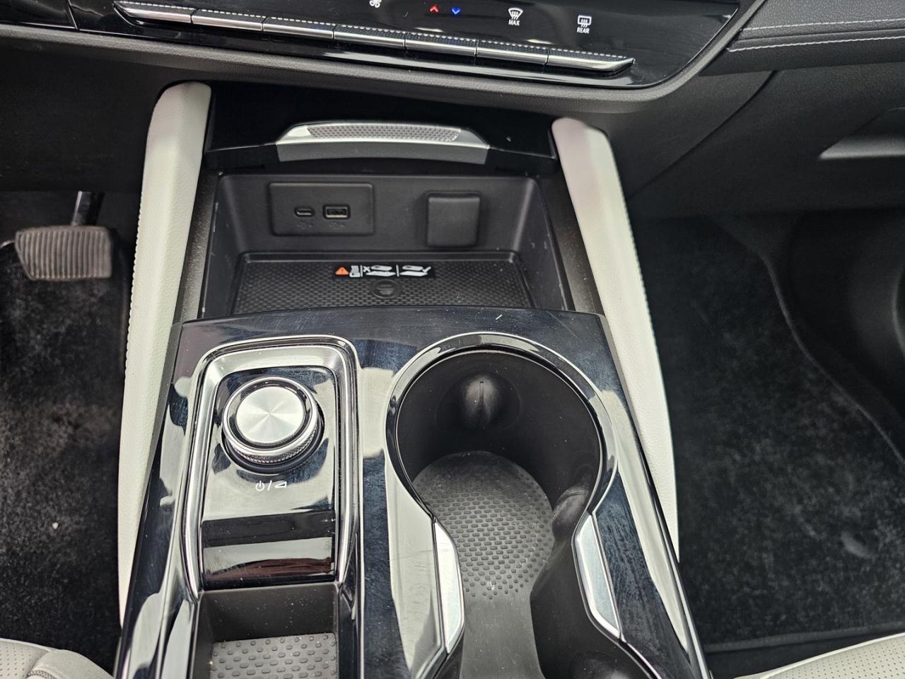 2024 Buick Envision Avenir AWD, ONLY 7400 KMS, Remote Start - Photo #19