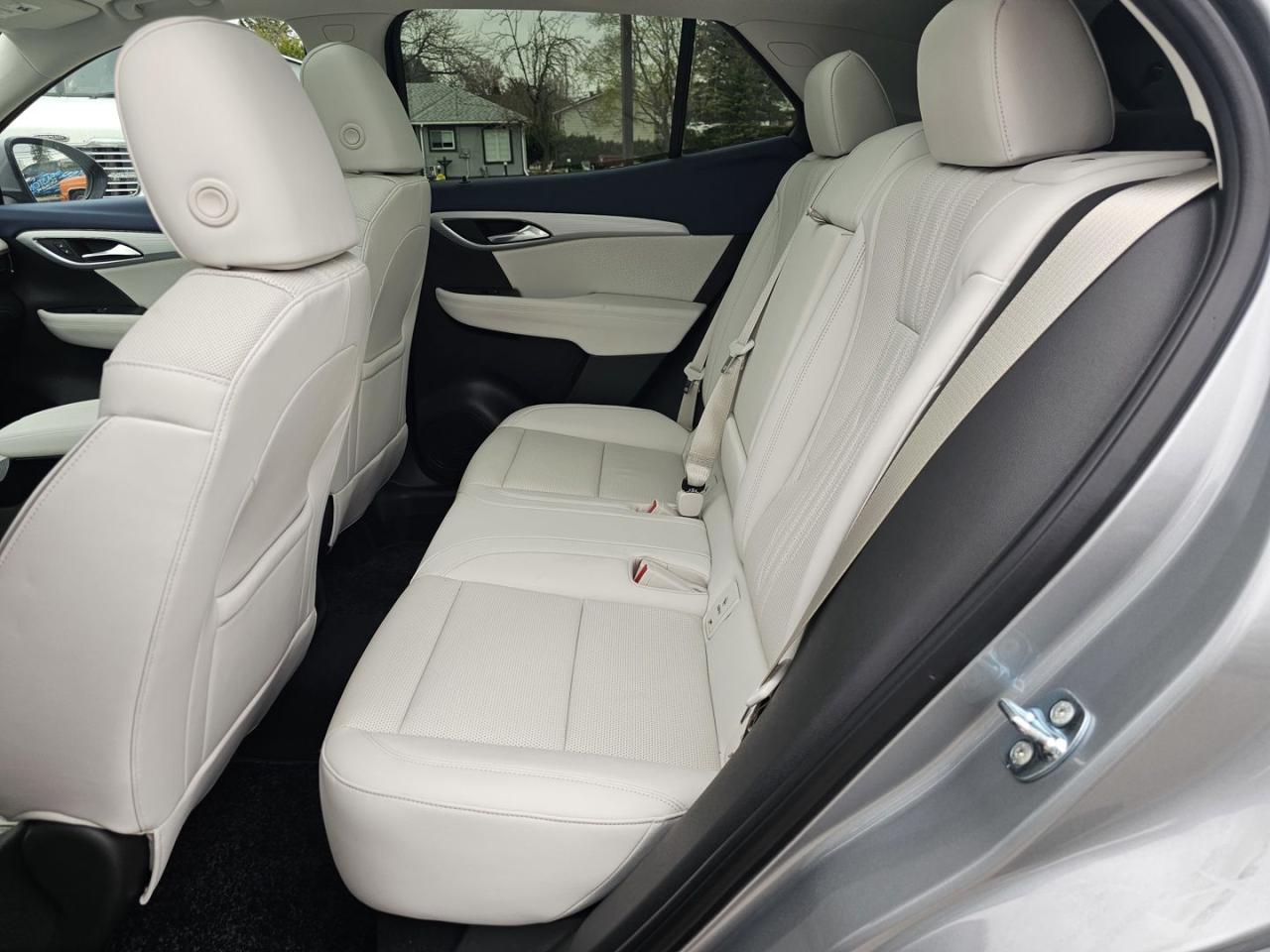 2024 Buick Envision Avenir AWD, ONLY 7400 KMS, Remote Start - Photo #22