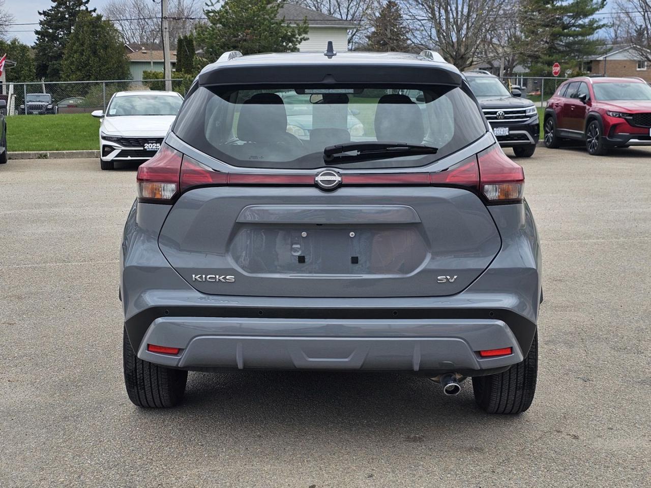 2023 Nissan Kicks SV FWD, Fuel Efficient, Low kms, Remote Start - Photo #6