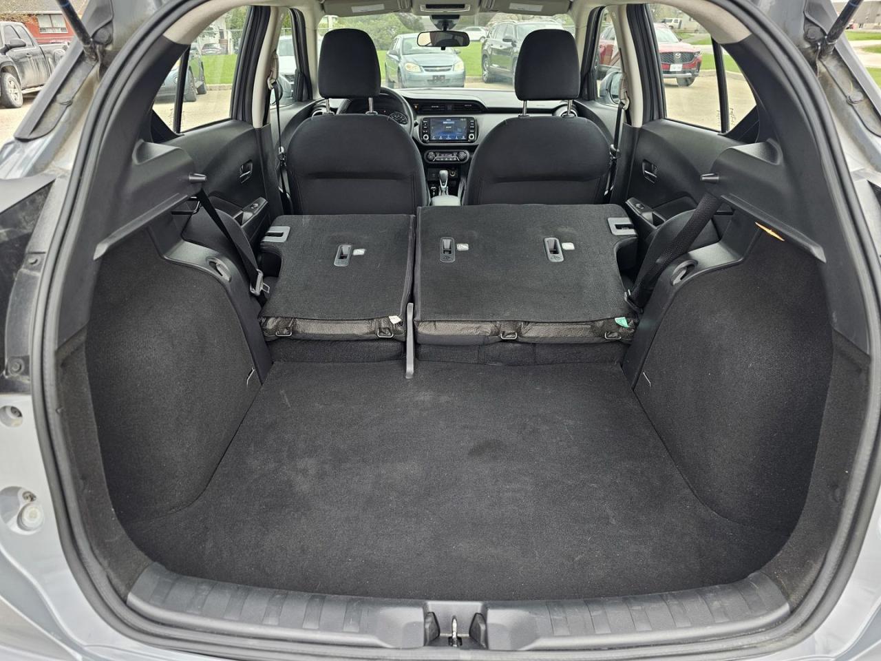 2023 Nissan Kicks SV FWD, Fuel Efficient, Low kms, Remote Start - Photo #20
