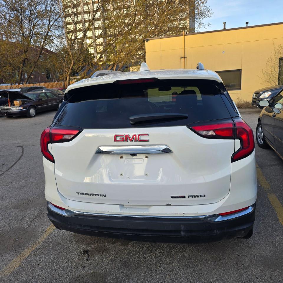 2019 GMC Terrain SLT Diesel - Photo #6