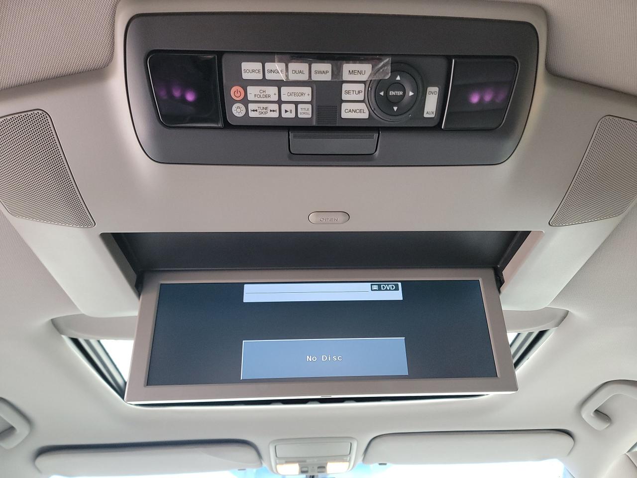2012 Honda Odyssey Touring - Photo #20