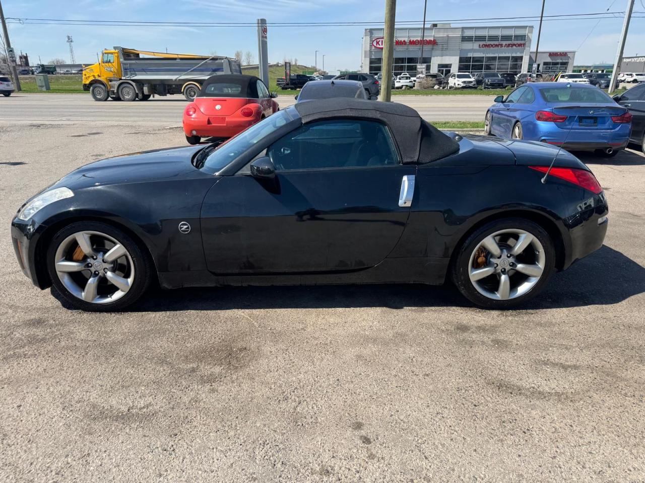2008 Nissan 350Z GRAND TOURING ROADSTER, MANUAL, ONLY 46KMS, CERT - Photo #2