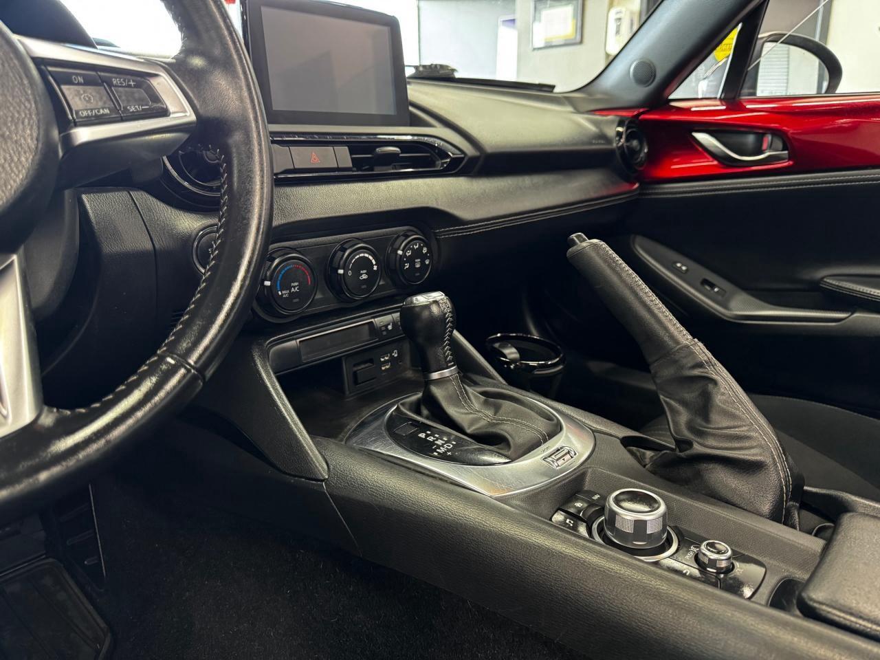 2022 Mazda Miata MX-5 GS Photo