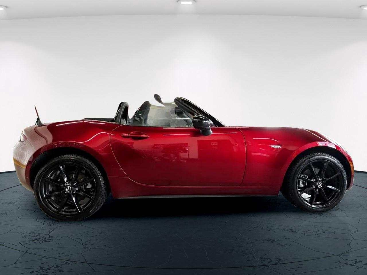 2022 Mazda Miata MX-5 GS Photo