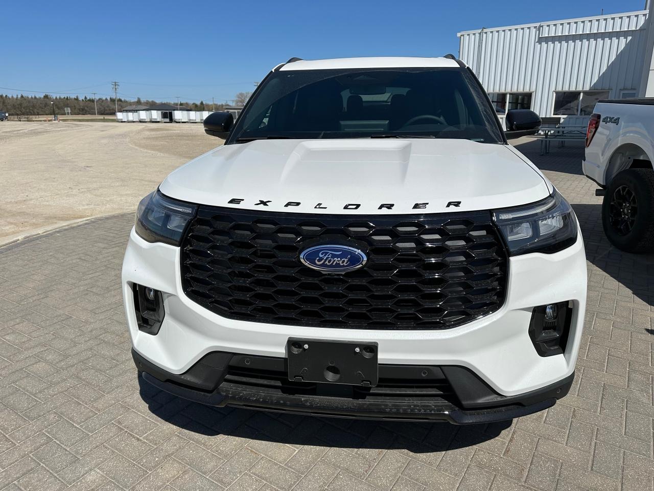 2025 Ford Explorer ST-LINE 4WD 300A Photo1