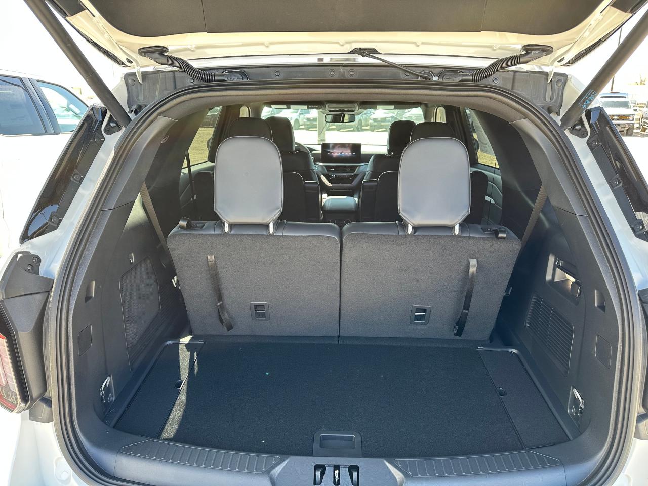 2025 Ford Explorer ST-LINE 4WD 300A Photo4