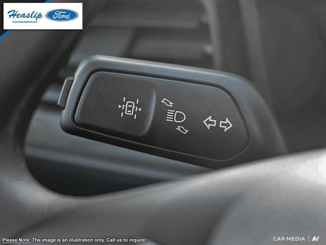 2025 Ford Maverick XL Photo5