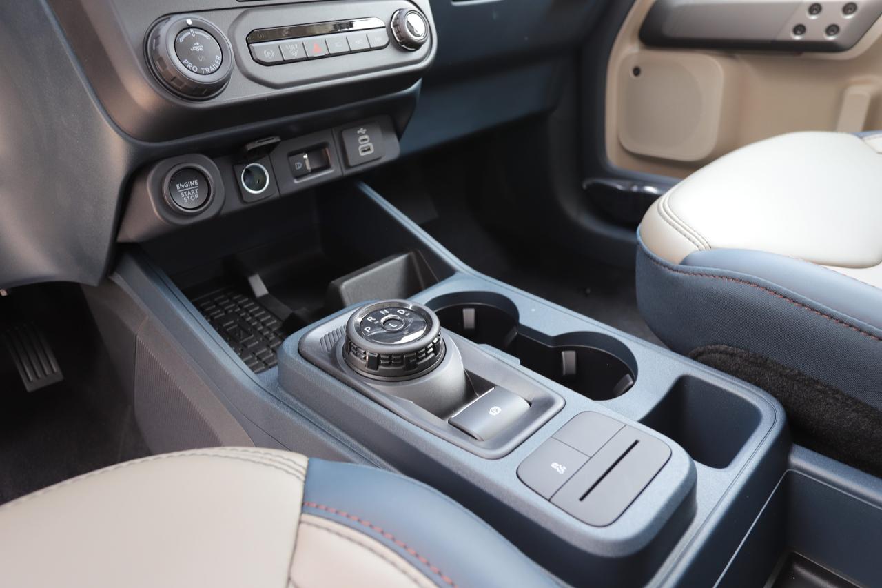 2025 Ford Maverick Lariat AWD SuperCrew Photo5