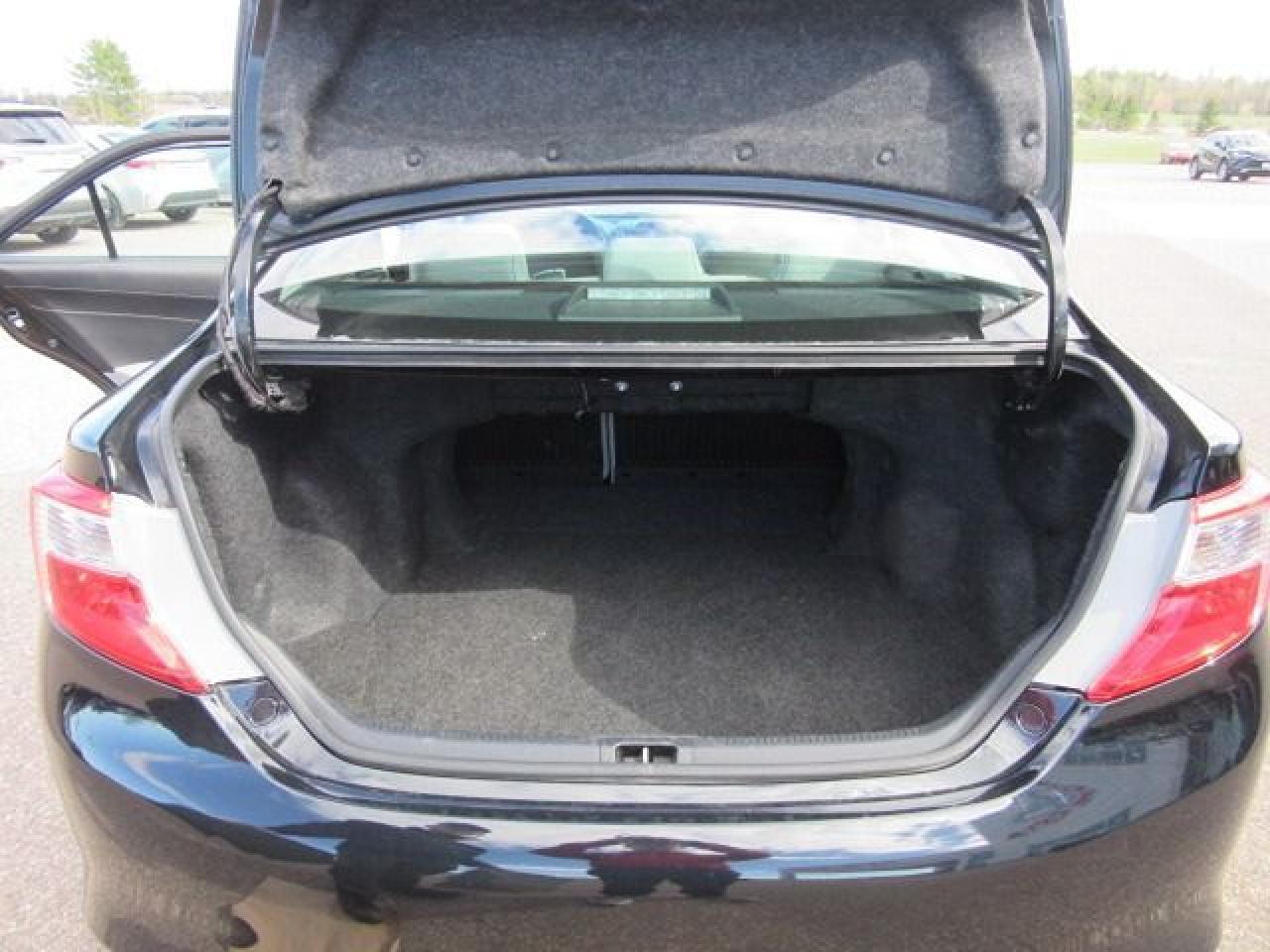2013 Toyota Camry XLE - Photo #5