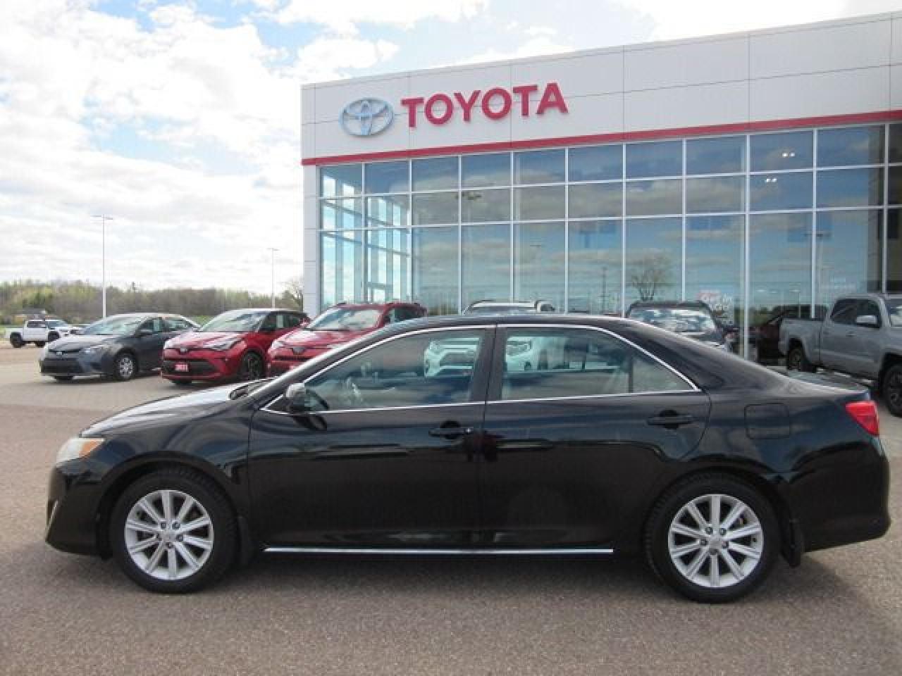 2013 Toyota Camry XLE - Photo #2