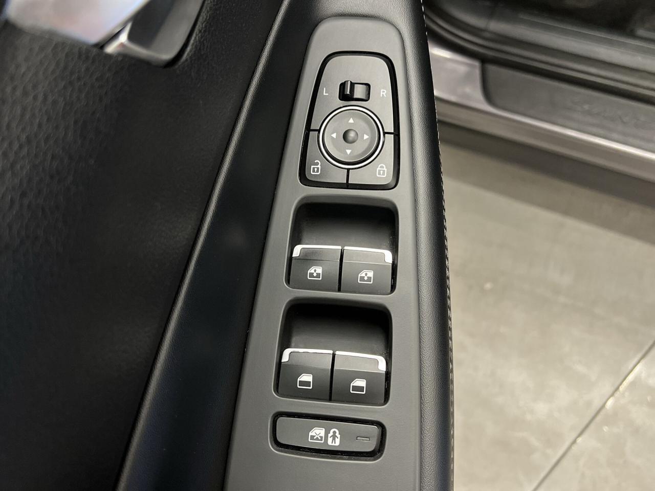 2021 Hyundai Santa Fe Hybrid TREND AWD| HTD LEATHER| PANO ROOF| CARPLAY Photo