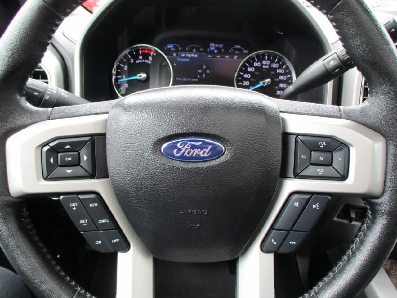 2019 Ford F-350 SD LARIAT DIESEL 4X4 Photo17
