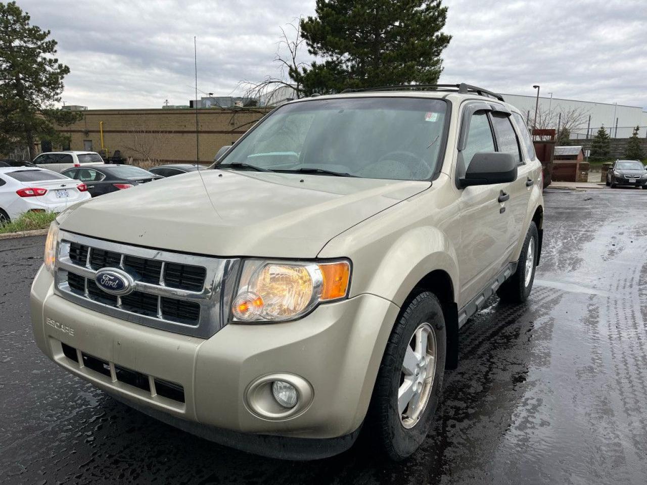 Used 2011 Ford Escape XLT 4dr 4x4 Automatic for sale in Mississauga, ON