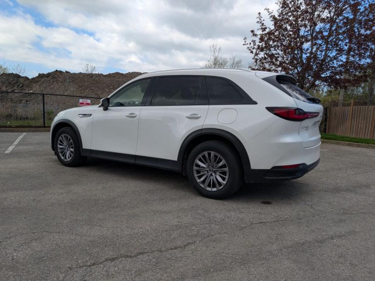 2025 Mazda CX-90 MHEV GS-L  **SUNROOF - PWR LIFTGATE** Photo2