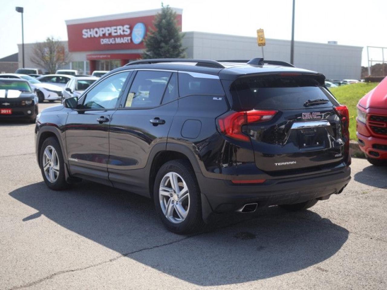 2018 GMC Terrain SLE  **2.0L TURBO SIDI VVT ENGINE** Photo2